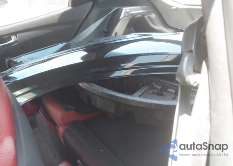 2012 Hyundai Veloster Base W/Red/Black z USA, uszkodzony, nr VIN KMHTC6AD7CU067048